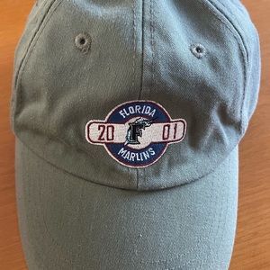 RARE VINTAGE FLORIDA MARLINS HAT 2001 (MIAMI MARLINS NOW)